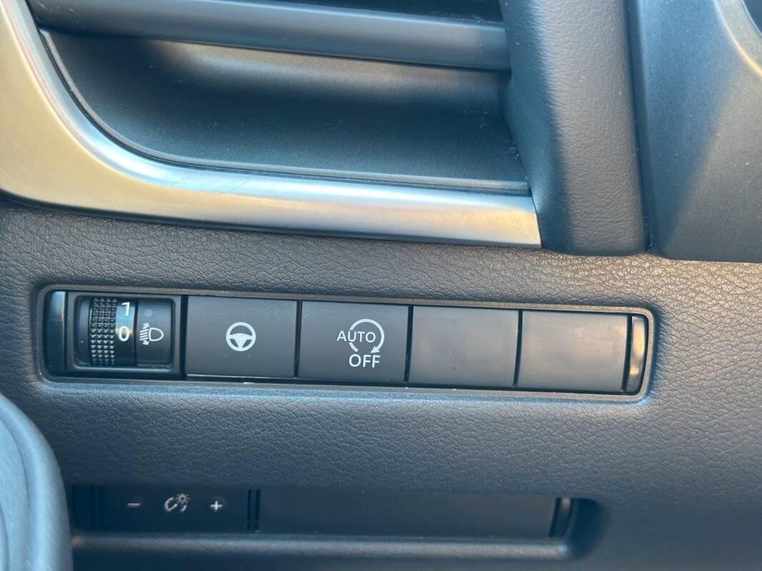 Nissan Qashqai 1.3 mhev N-Connecta 158cv xtronic TETTO PANORAMICO