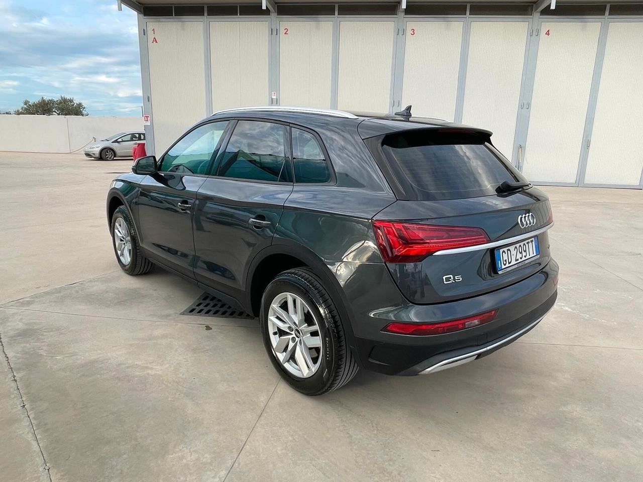 AUDI Q5 S-TRONIC SPORT 2021