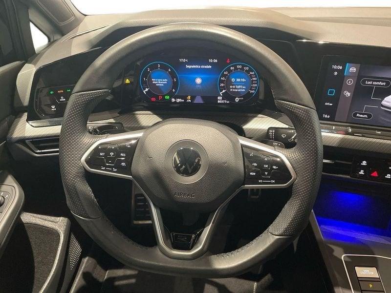 Volkswagen Golf 2.0 tdi R-Line 150cv dsg