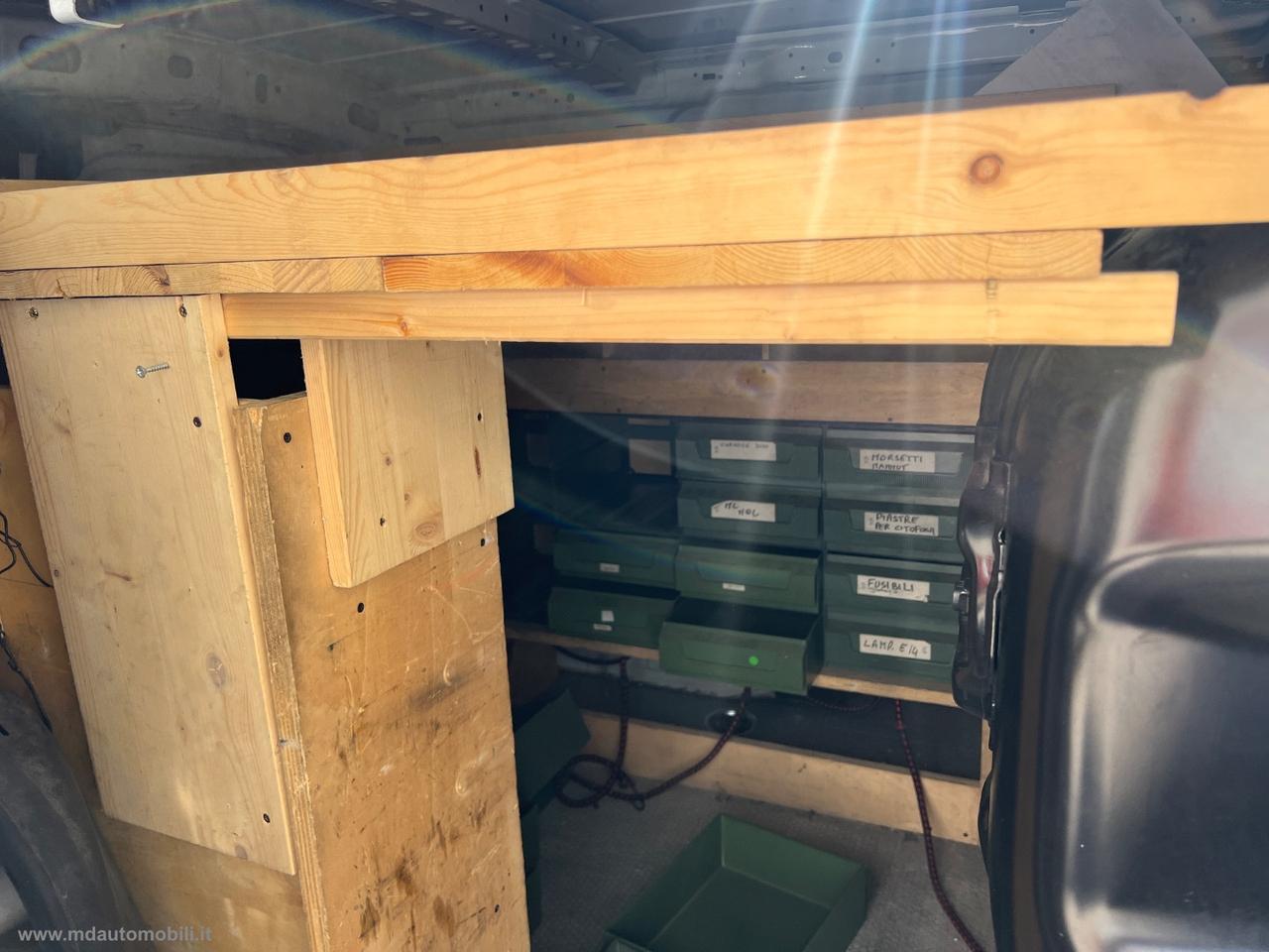 Tran.Con. 200 1.5TDCi 100 PC Furg. Entry