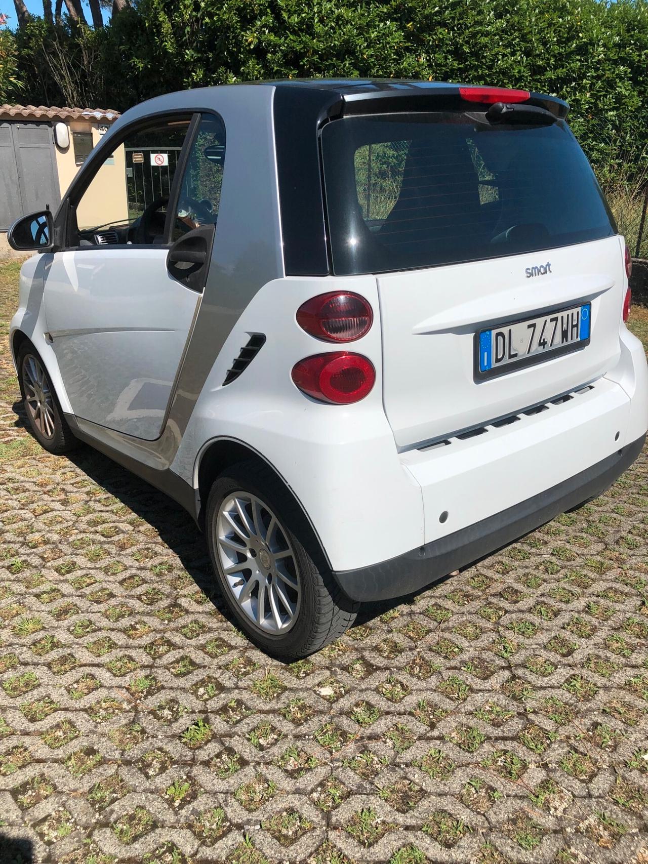 Smart ForTwo 1000 62 kW coupé pulse