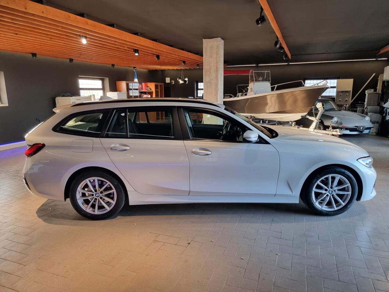 Bmw 318 318d 48V Touring Sport