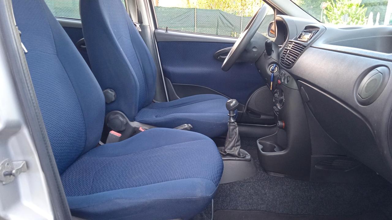 Fiat Punto 1.2i cat 5 porte ELX