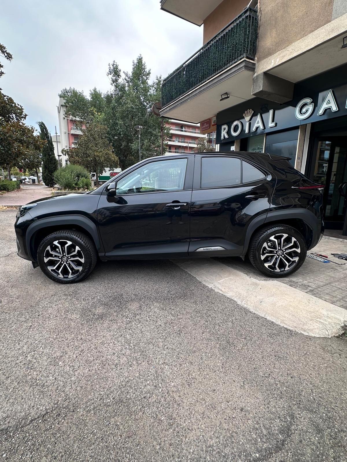 Toyota Yaris Cross 1.5 Hybrid 5p. E-CVT Business