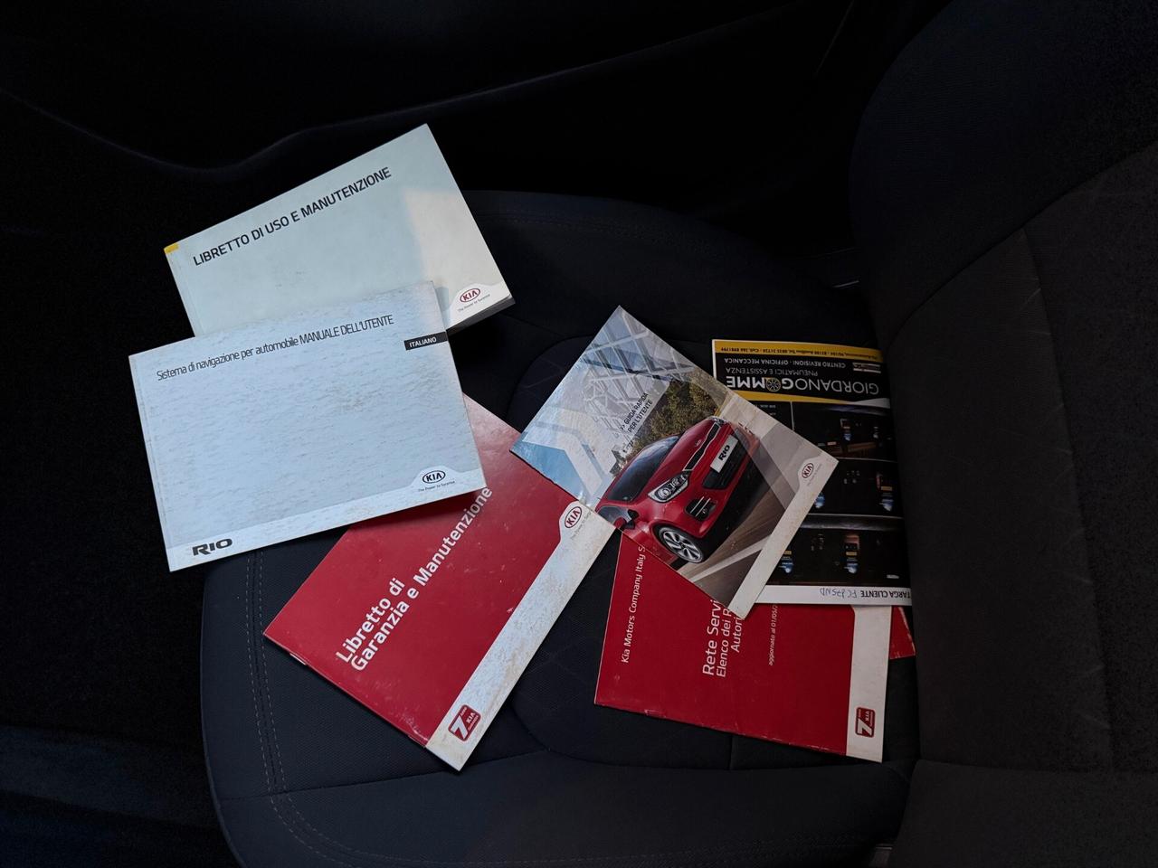 Kia Rio 1.1 CRDi 75 CV S&S High Tech
