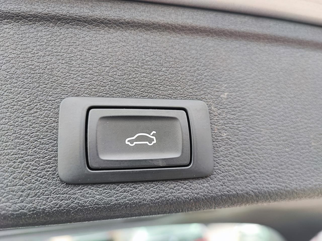 Audi A4 Avant 40 TDI quattro S tronic line edition