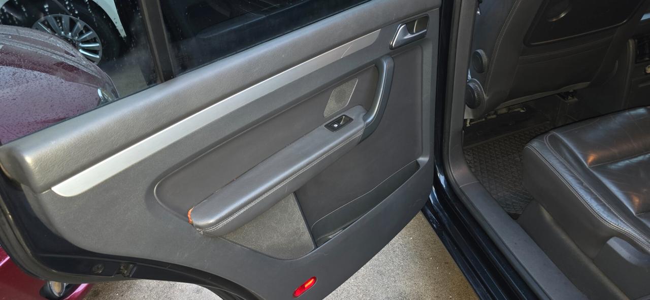 Volkswagen Touran 2.0 TDI 170CV DPF Highline