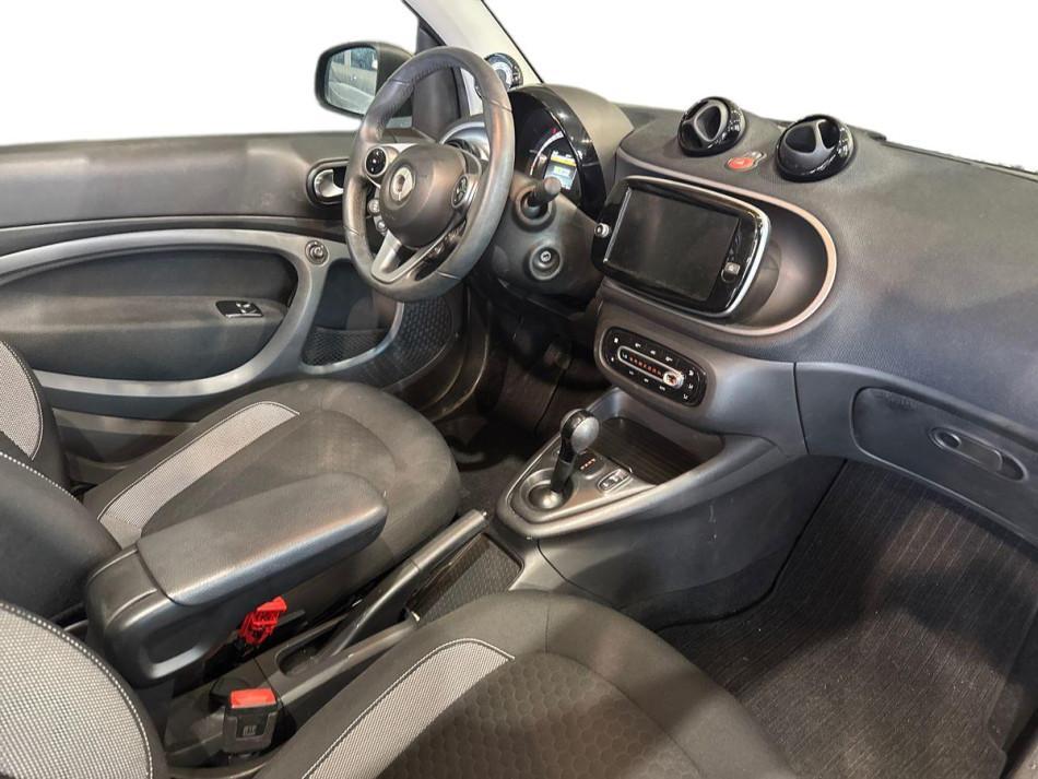 Smart fortwo cabrio 22kW EQ Pure