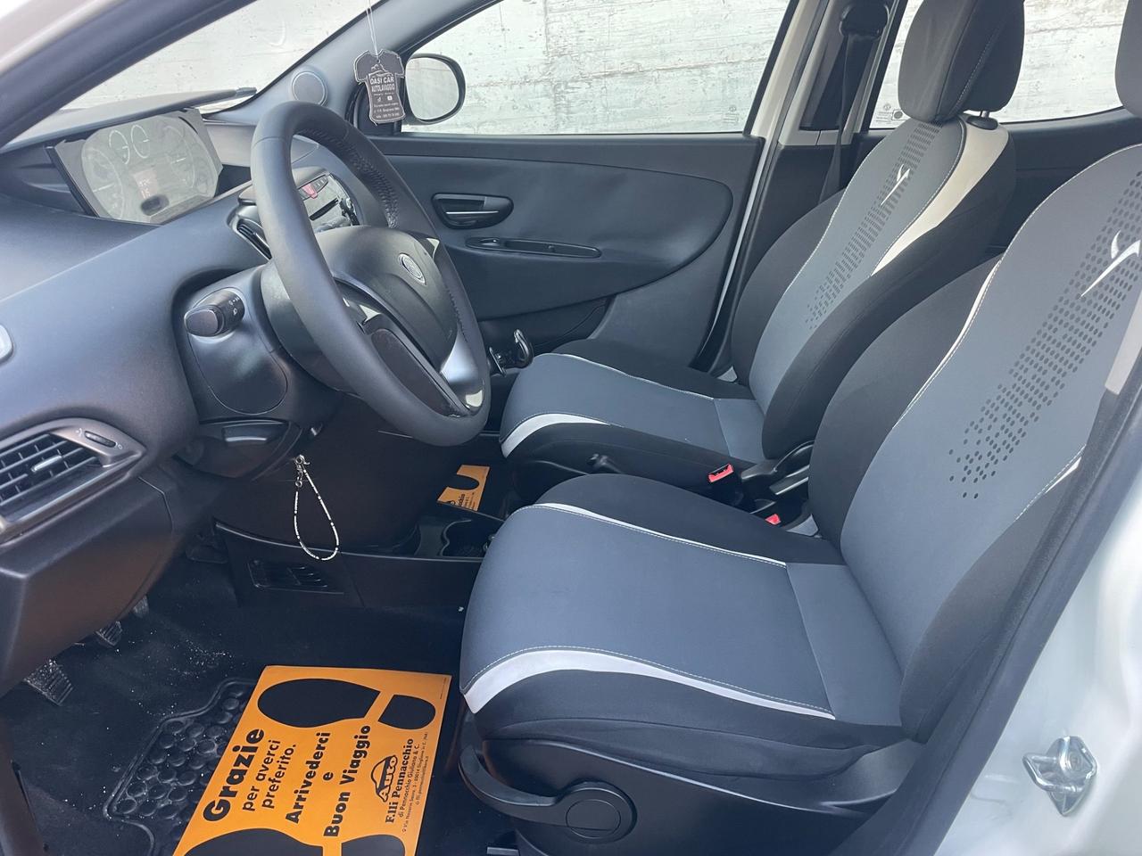 LANCIA YPSILON 1.2 GPL 69 (CV) 2015