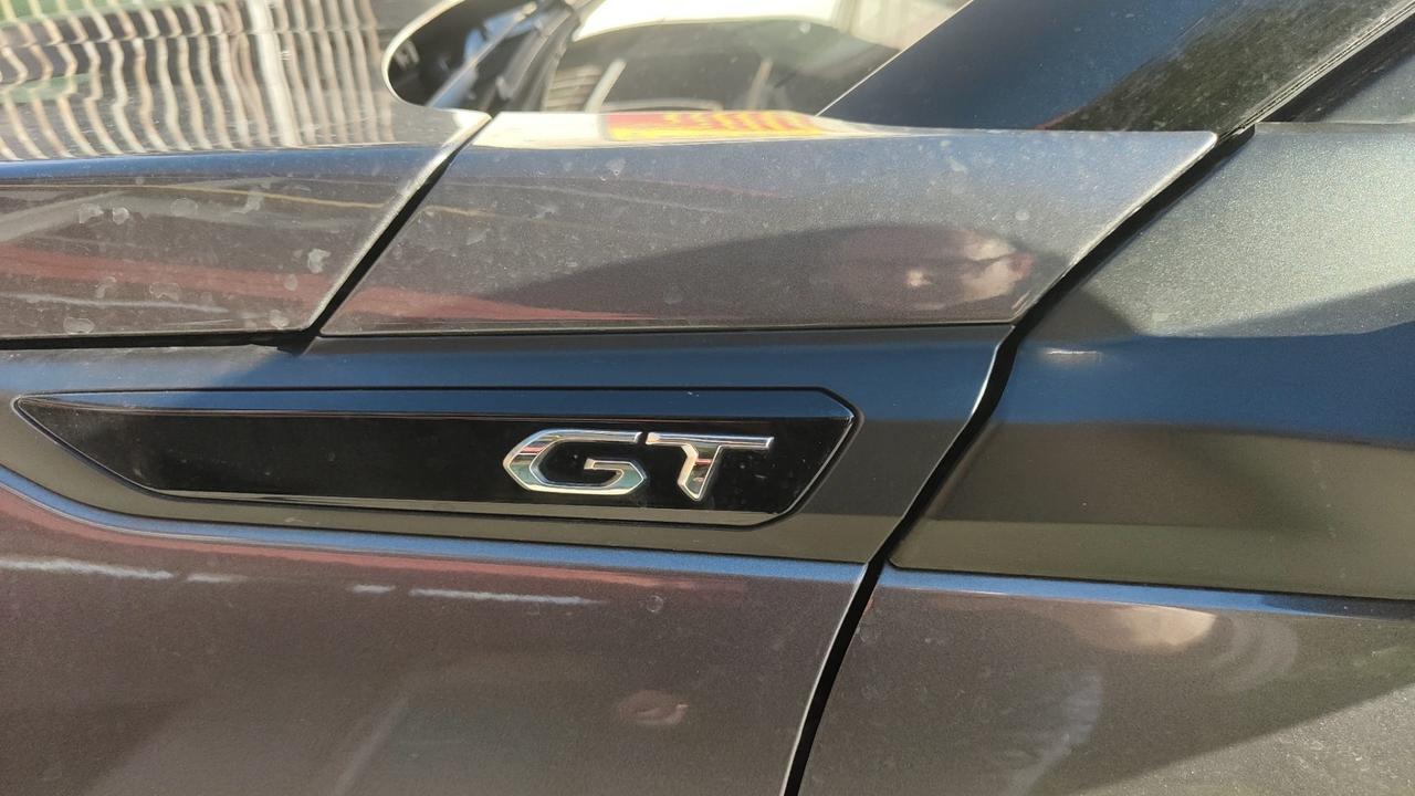 Peugeot 2008 BlueHDi 130 EAT8 GT