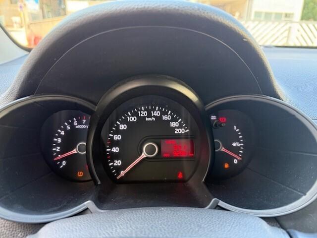Kia Picanto 1.0 12V 5 porte Glam Sporty 03.2015 ok