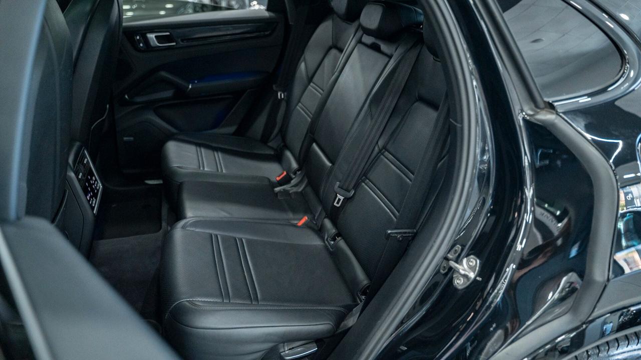 Porsche Cayenne COUPE 3.0 E-HYBRID TIPTRONIC 21" TETTO PANORAMICO PACK CHRONO BOSE SEDILI SCARICHI S