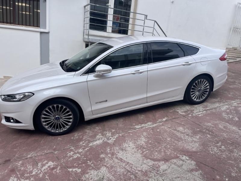 Ford Mondeo Full Hybrid 2.0 187 CV eCVT 4 porte Titanium Business