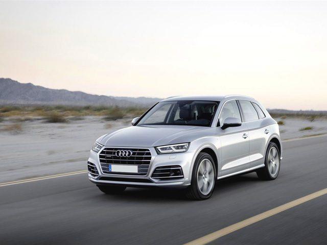 AUDI Q5 35 TDI quattro S tronic Business Design