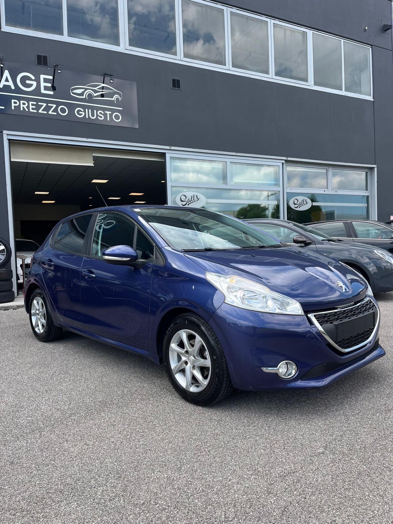 Peugeot 208 Neopatentati