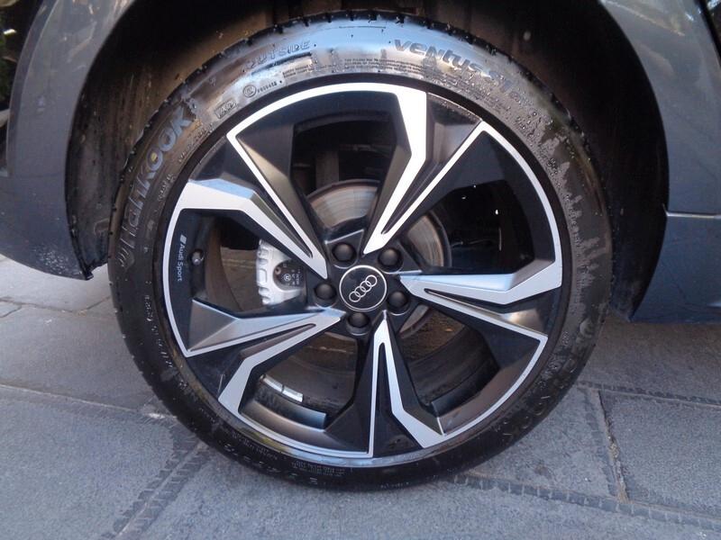 Audi A1 allstreet 30 TFSI S tronic S-Line Interno