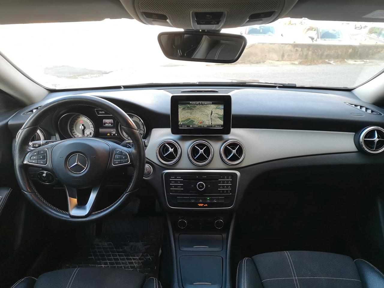 Mercedes-benz CLA 200 d S.W. Automatic Premium