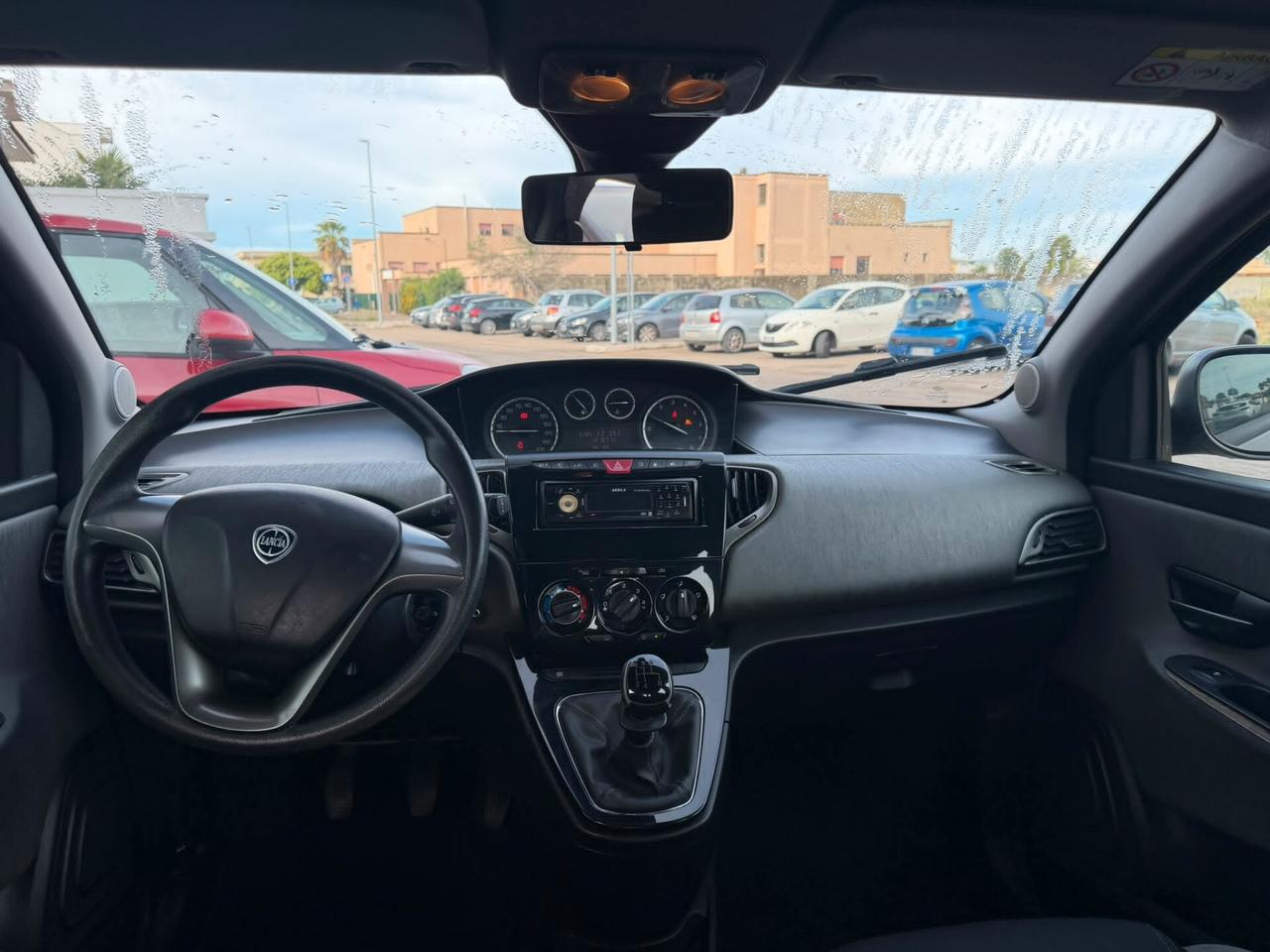 Lancia Ypsilon 1.2 69 CV 5 porte metano Ecochic Gold