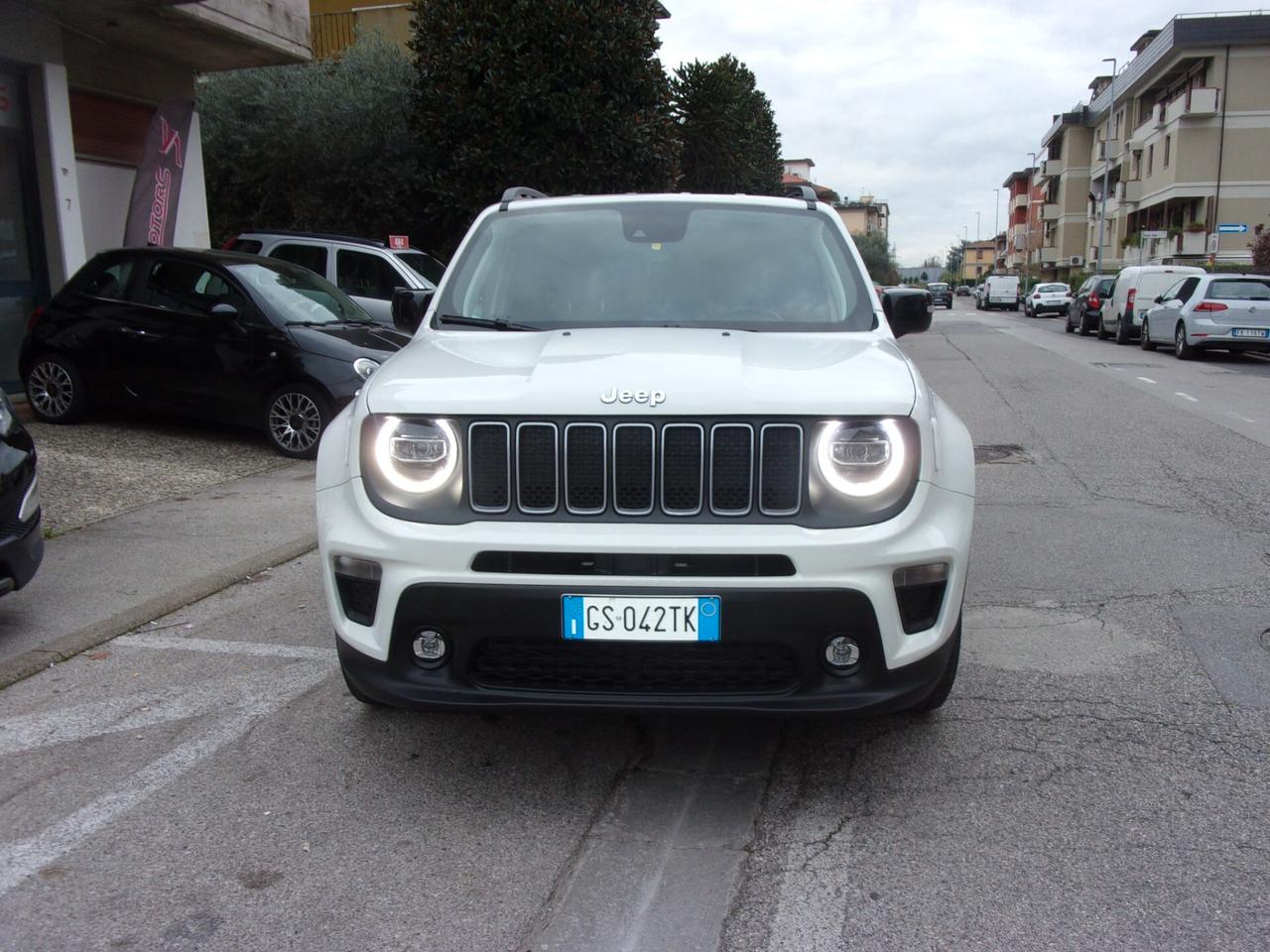 Jeep Renegade 1.5 Turbo T4 MHEV Summit