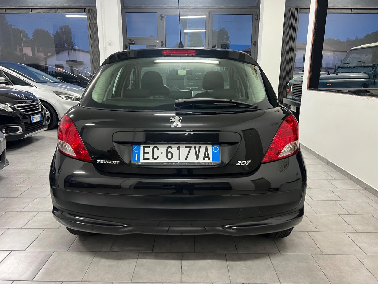Peugeot 207 1.4 8V 75CV 5p. X Line