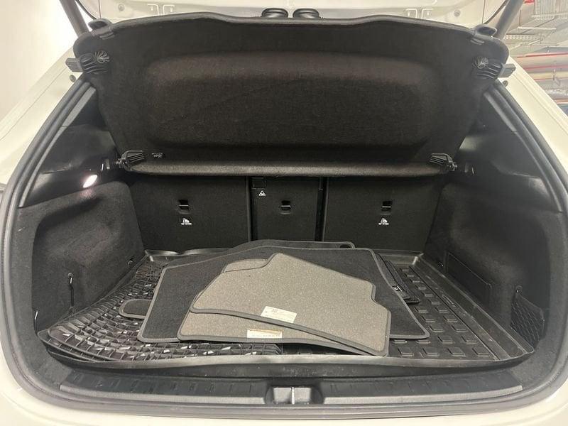 Mercedes-Benz GLA 180 Automatic Sport Plus