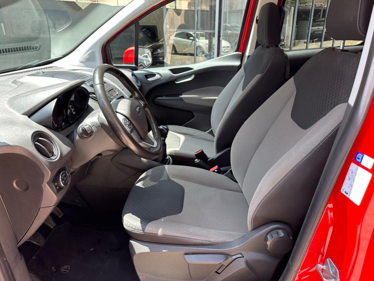 Ford Tourneo Courier 1.5 TDCI 75 CV Titanium 2017