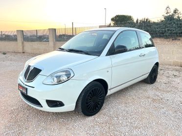Lancia Ypsilon 1.2 69 CV