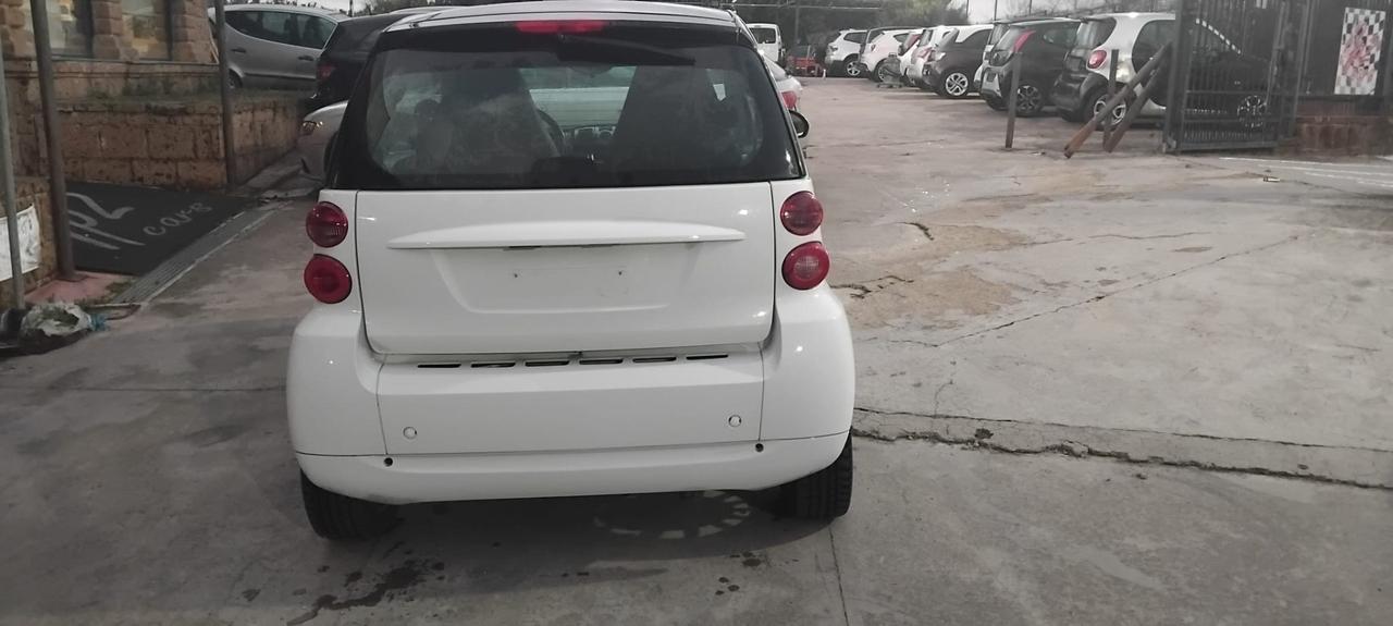 Smart ForTwo 1000 52 kW MHD coupé passion