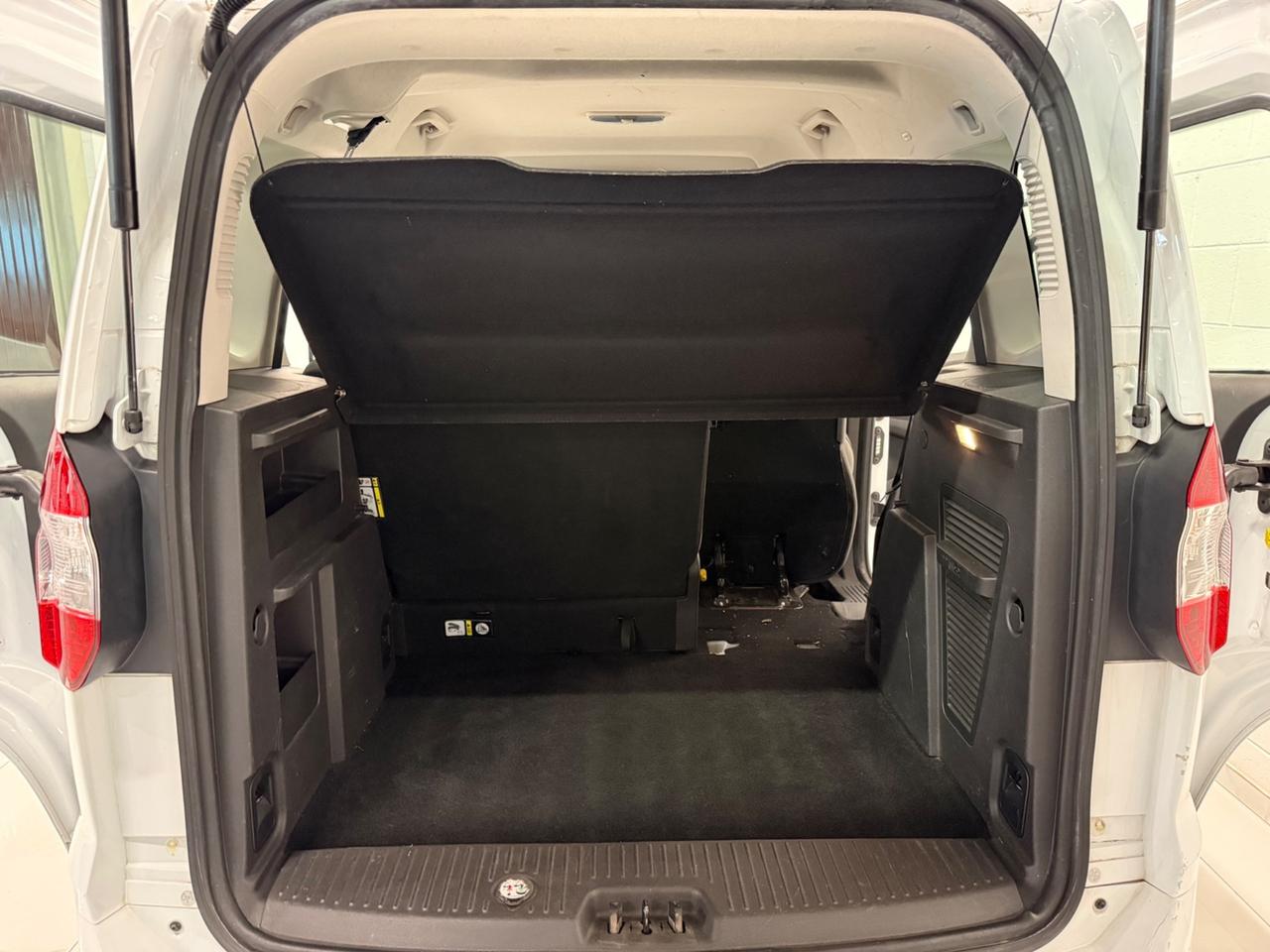 Ford Tourneo Courier 1.0 EcoBoost 100 CV Sport