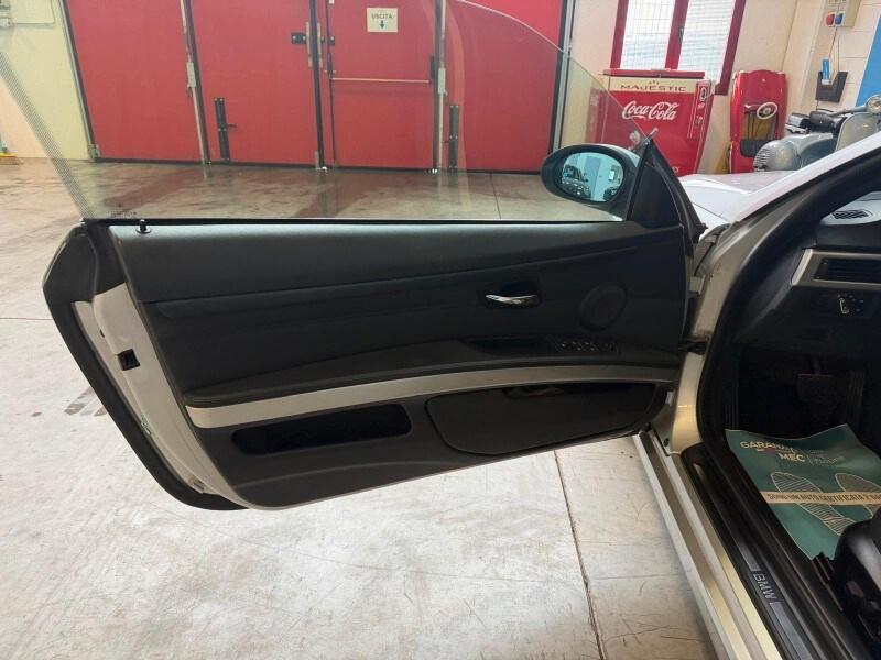 BMW Serie 3 (E93) 320d cat Cabrio Futura