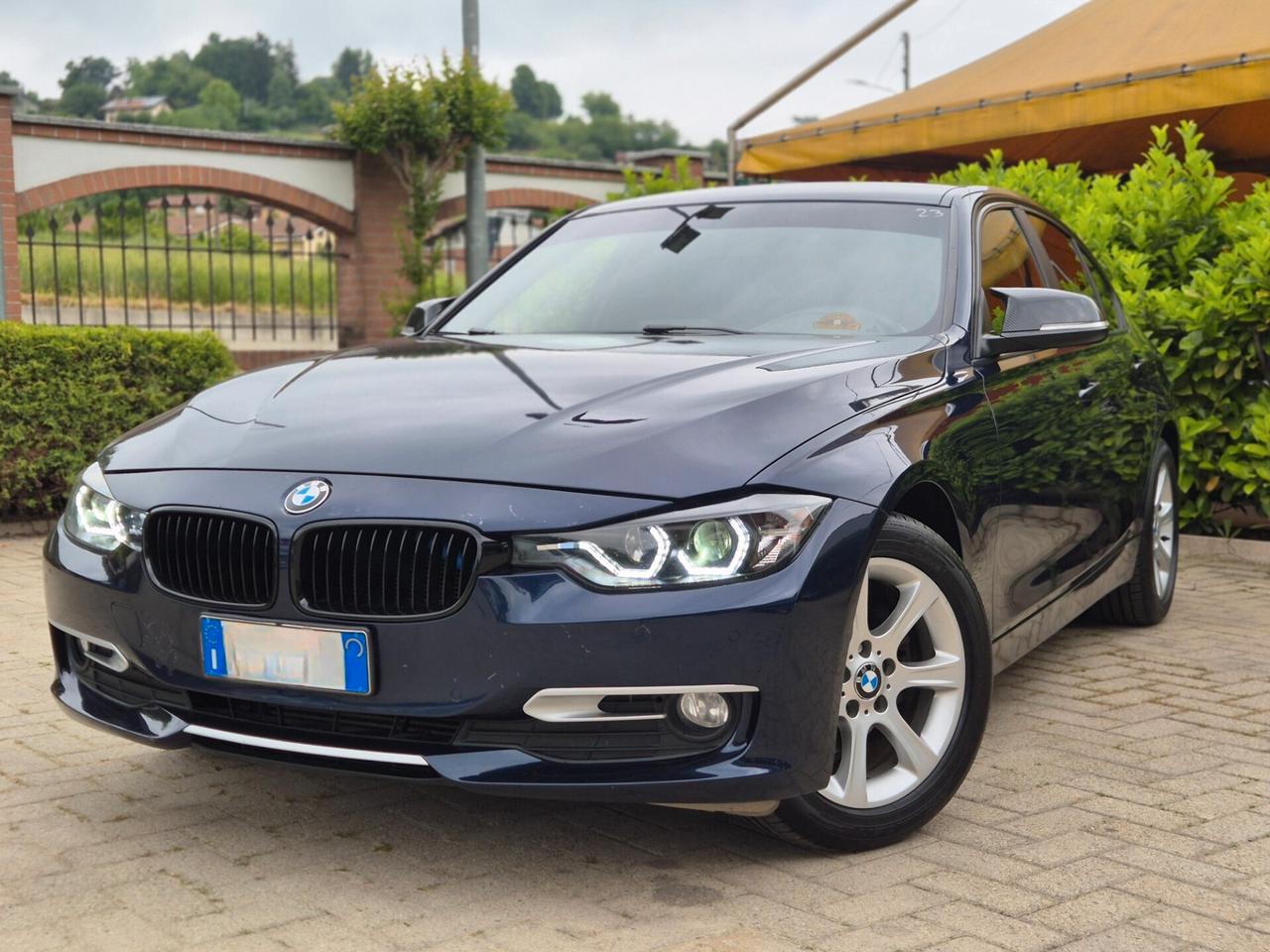 Bmw 320d 2.0 184 CV Luxury 2014 AUTOMATICA BERLINA