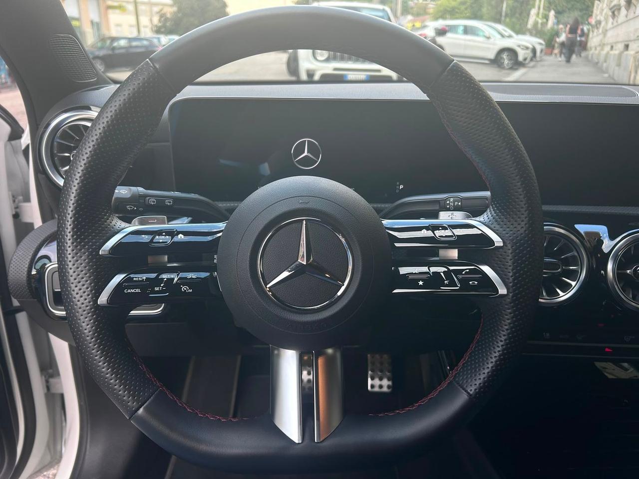 Mercedes-Benz A 180 AMG LINE Advanced Plus #50100