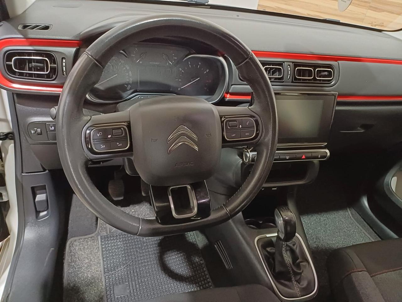 Citroen C3 1.2 Shine PARI AL NUOVO - 2019