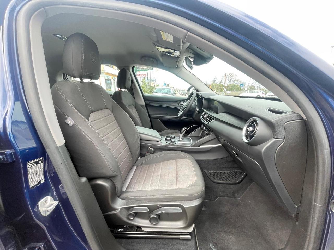 Alfa Romeo Stelvio 2.2 Turbodiesel 180 CV AT8 RWD Executive