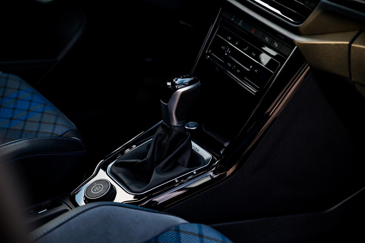 Volkswagen T-Roc R 2.0 TSI DSG 4MOTION BlueMotion Technology * Garanzia Volkswagen