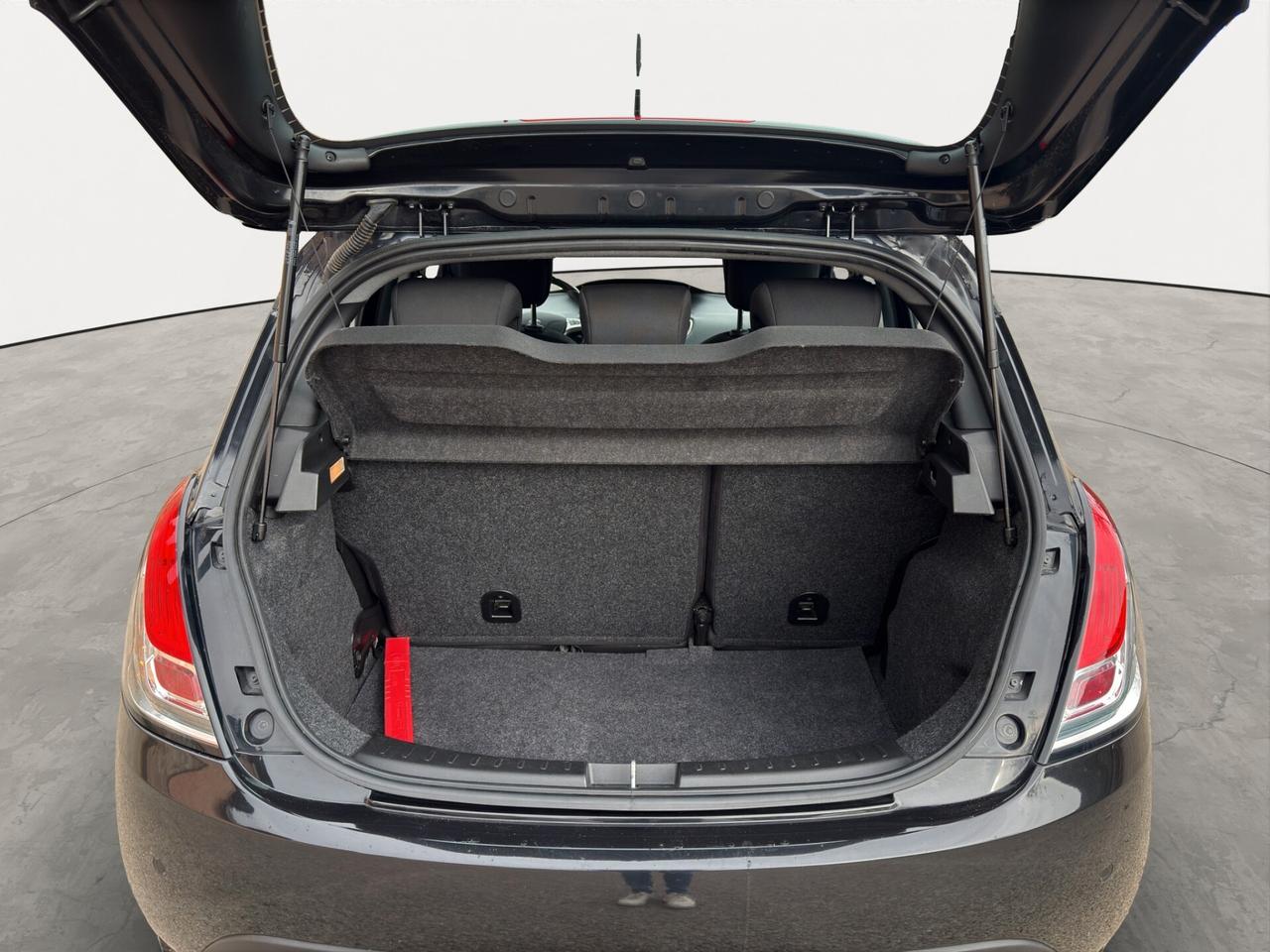 Lancia Ypsilon 1.0 FireFly 5 porte Hybrid Gold - 2023