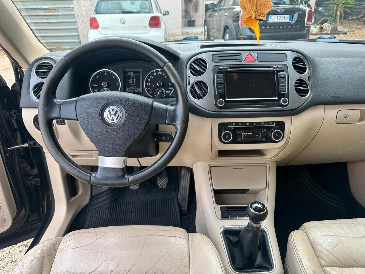 Volkswagen Tiguan 2.0 TDI DPF 4MOTION Sport & Style