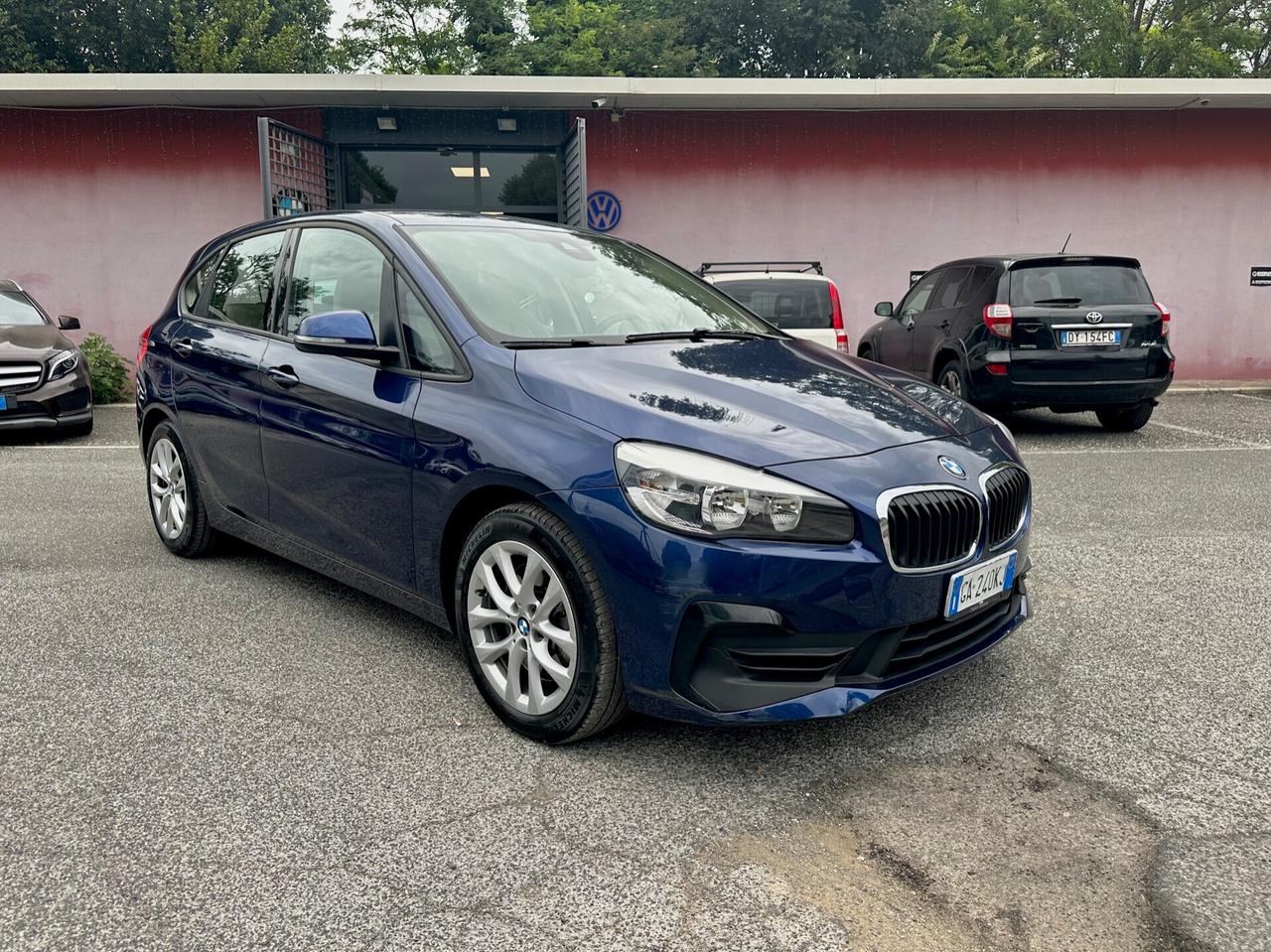 Bmw 225 BMW 225 XE I - PERFORMANCE 4x4 Hyper blue sand beige