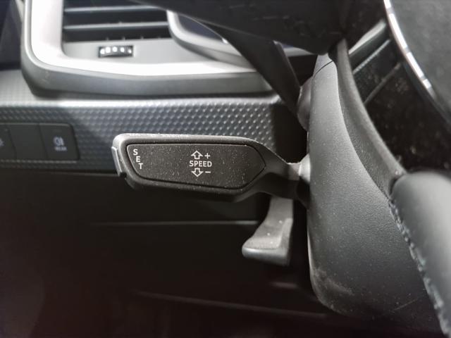 AUDI A1 SPB 25 TFSI S tronic Identity Black SLINE