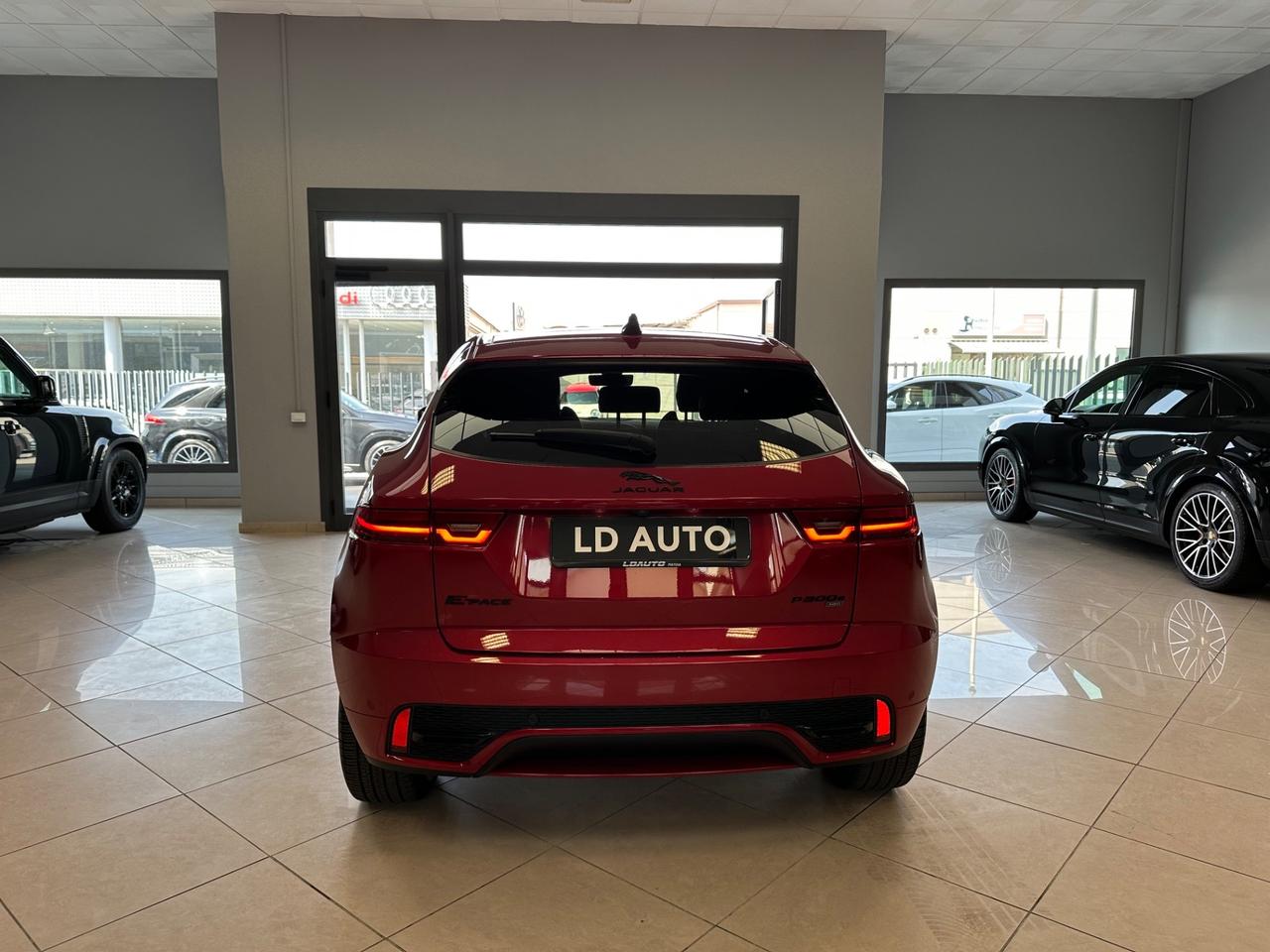 Jaguar E-Pace 1.5 I3 PHEV 300 CV AWD Auto R-Dynamic HSE