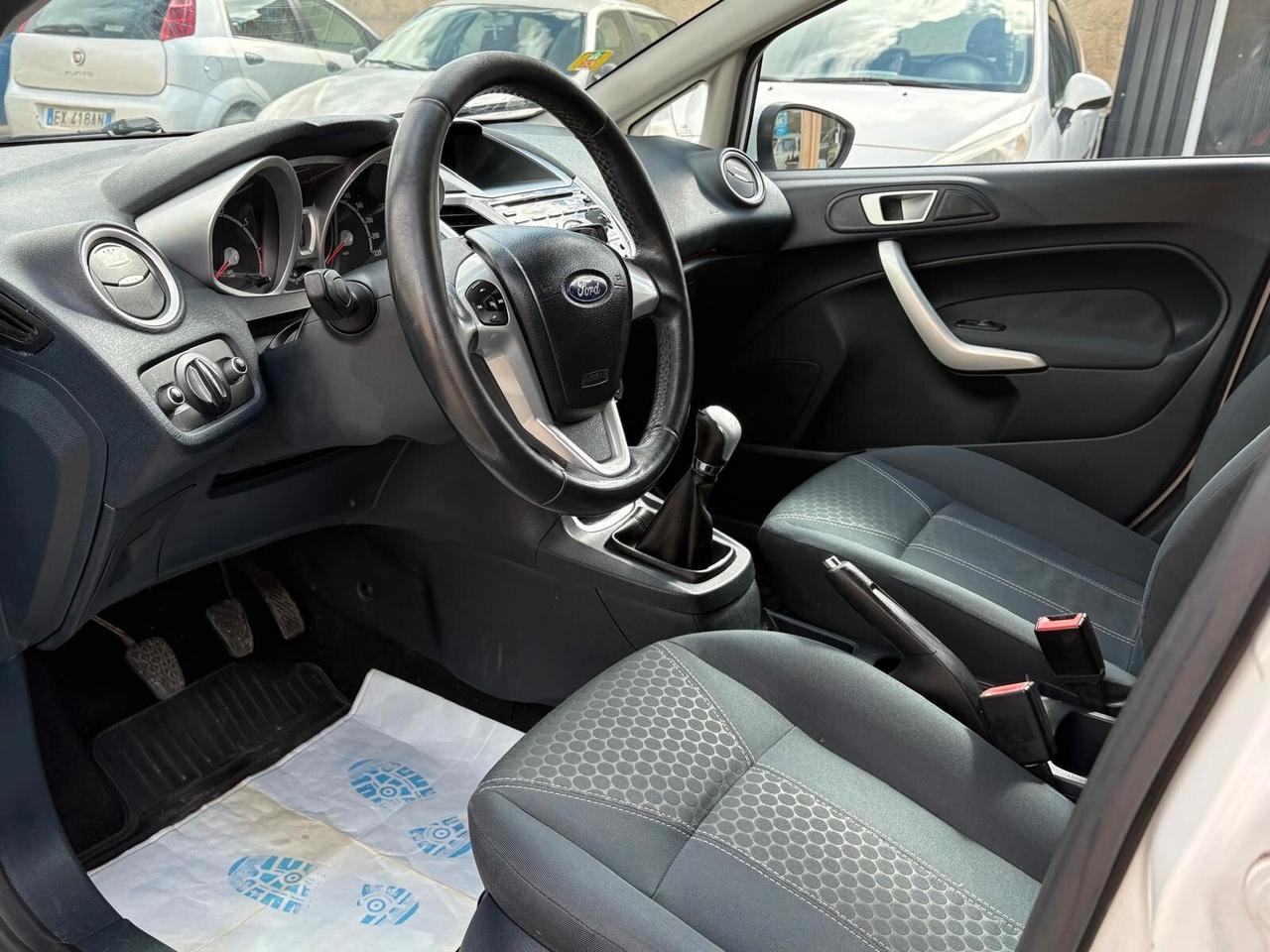 Ford Fiesta 1.2 Benzina 82 CV 5 porte Titanium