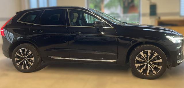 VOLVO XC60 B4 (d) AWD automatico Plus Bright