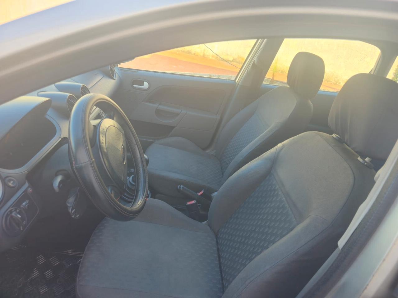 Ford Fiesta 1.4 TDCi 5p. Zetec