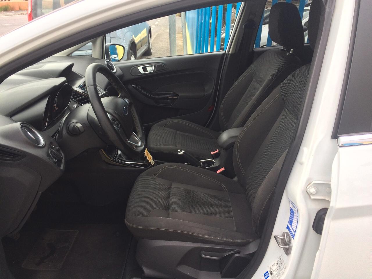 2016 Ford Fiesta 1.4 5p. Bz.- GPL Titanium tagliandata piu bombola gpl revisionata da noi !