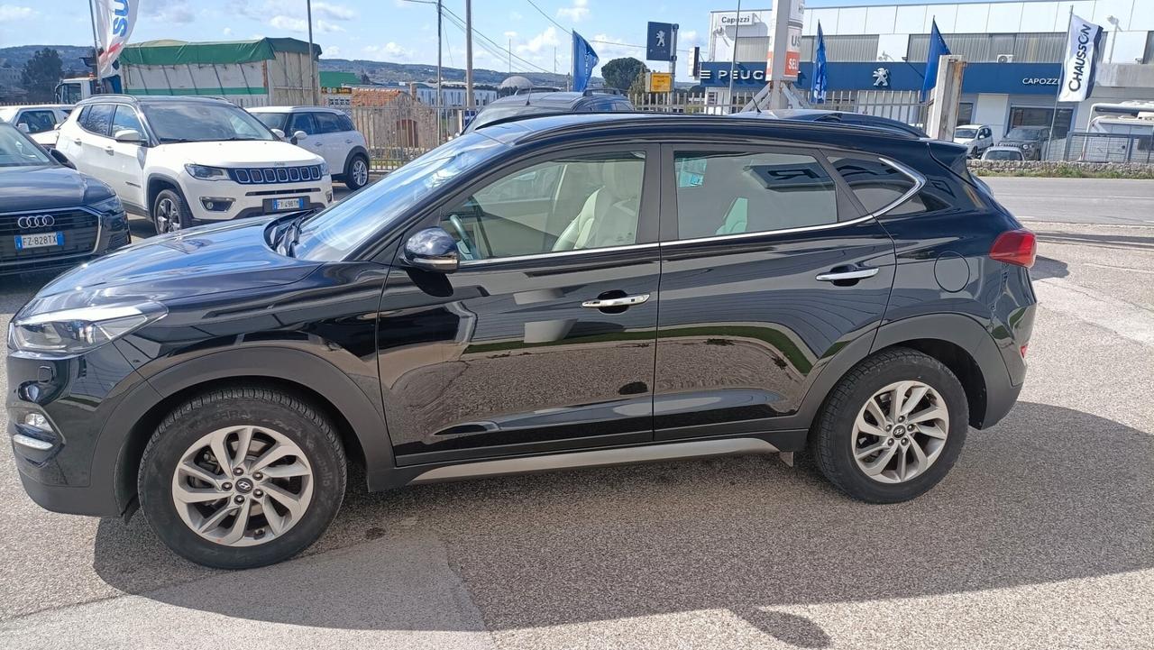 Hyundai Tucson 1.7 CRDi EXCELLENCE