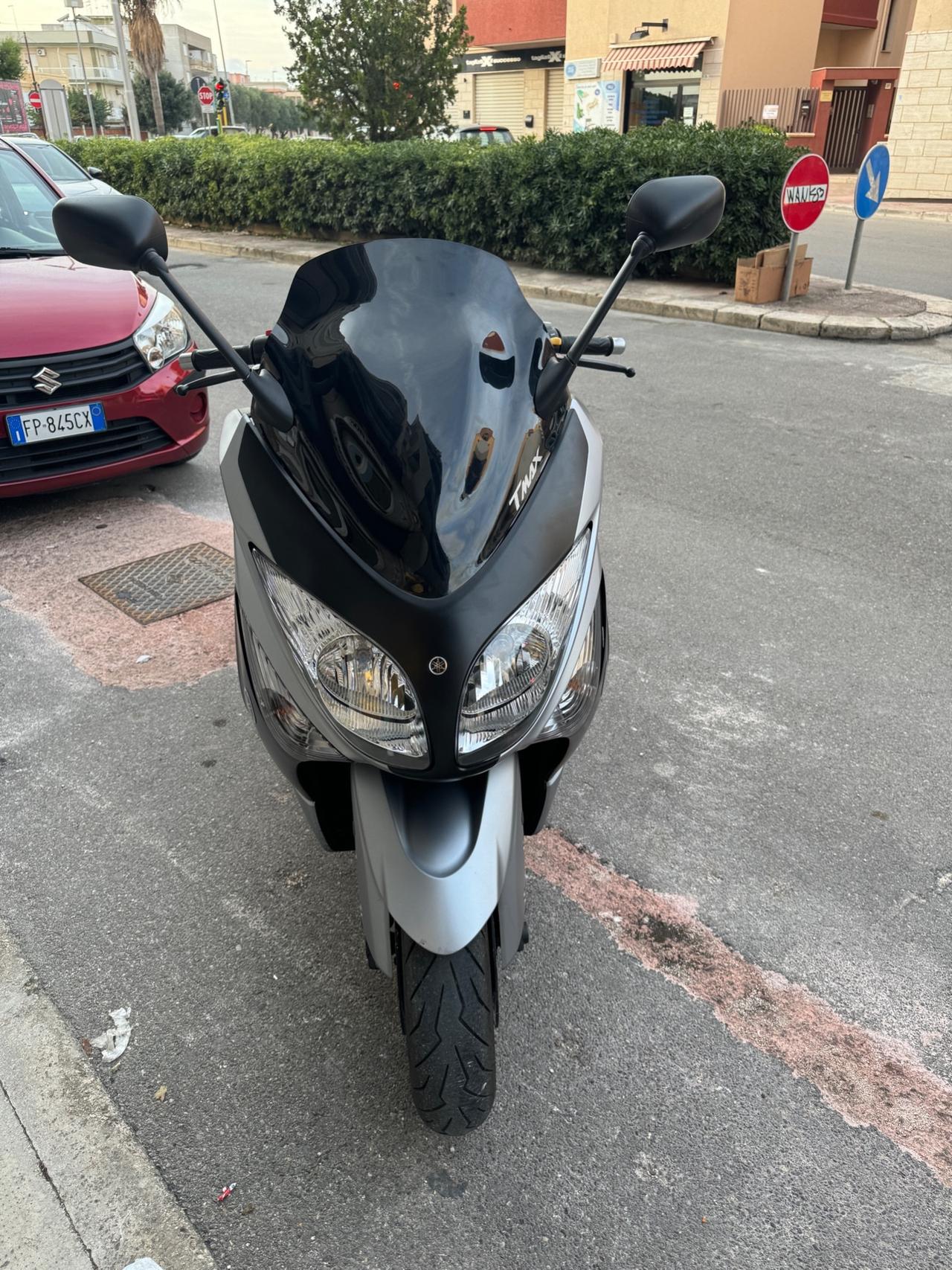 YAMAHA T-MAX 500