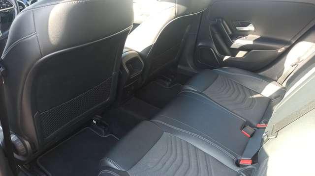 Mercedes-Benz A 180 d 2.0 116 cv ** LED+NAVI+RETROC+FULL **