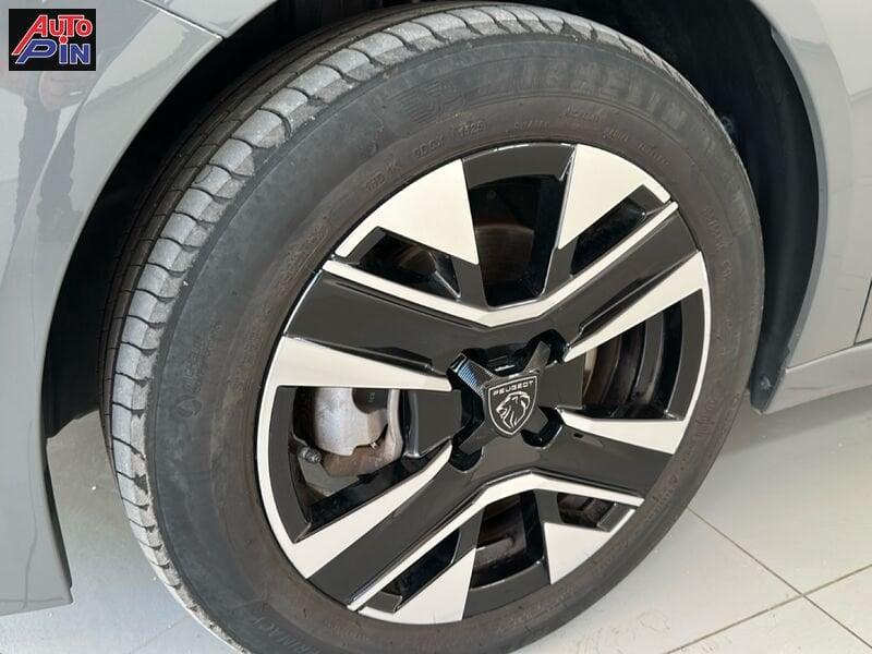Peugeot 208 Allure Hybrid 110 e-DCS6 auto