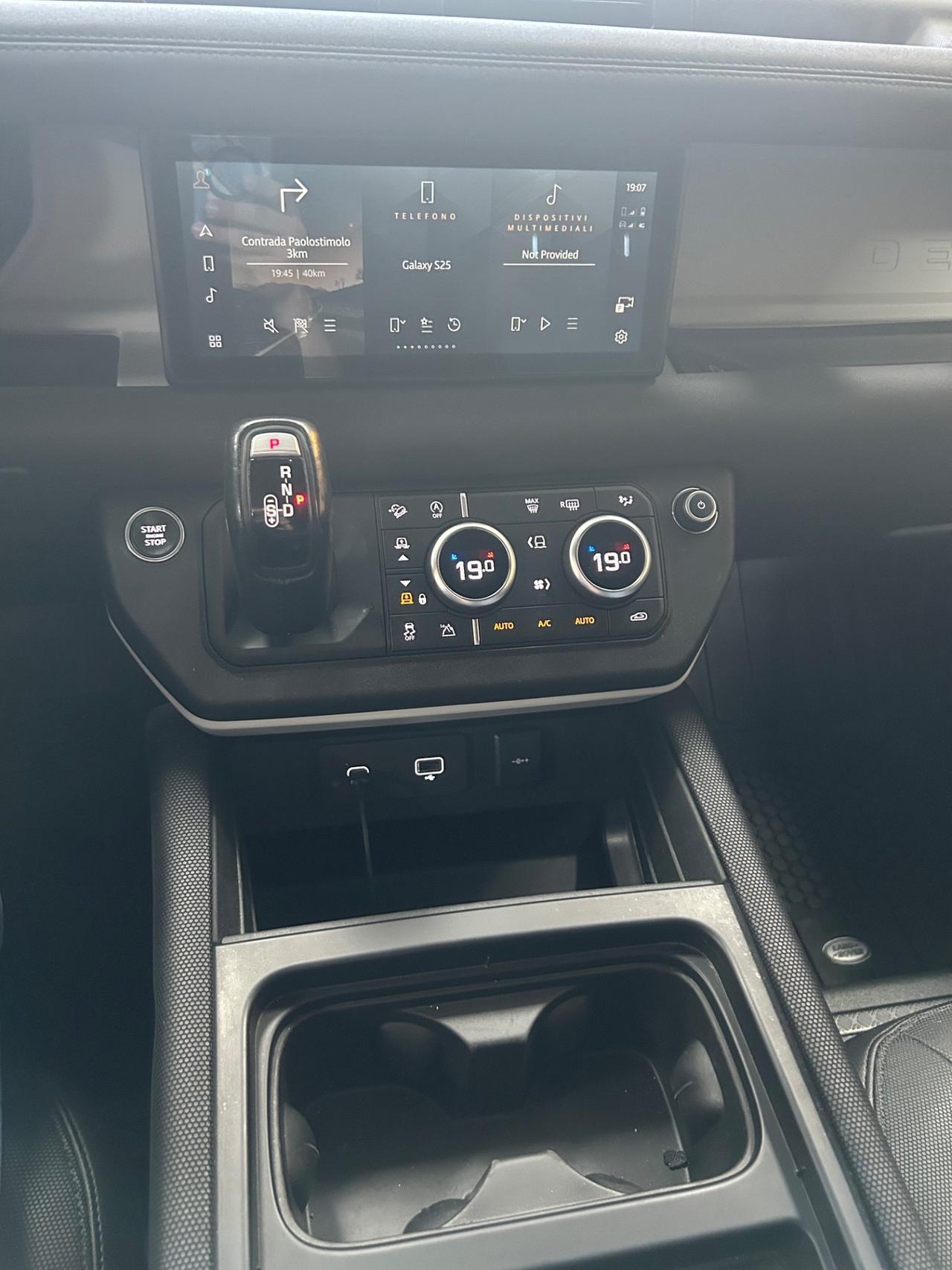 LAND ROVER DEFENDER 3.0d 250 cv - 2022
