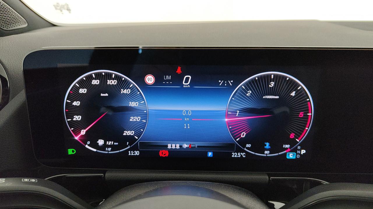 Mercedes-Benz GLA 200 d automatic